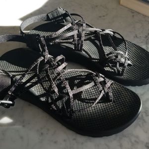 Authentic Chaco Black NWOT